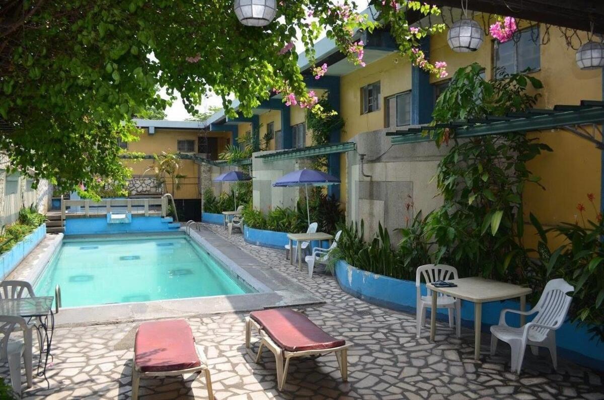 2 Hotel Saleh Angeles Eksteriør billede