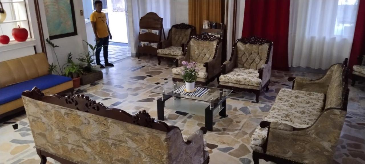 2 Hotel Saleh Angeles Eksteriør billede