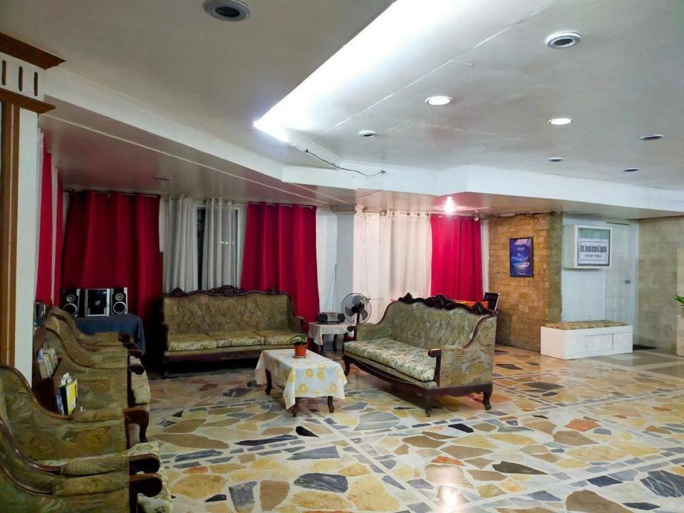 2 Hotel Saleh Angeles Eksteriør billede